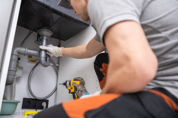 Best Faucet Repair  in Whitefish Bay, WI